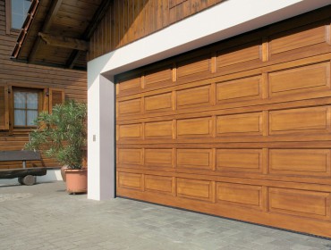 Современные двери гаража – инвестиция на многие годы